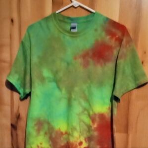 Handmade Tie Dye Gildan M T-shirt Pre-washed Heavy Cotton Green Red Yellow Blue